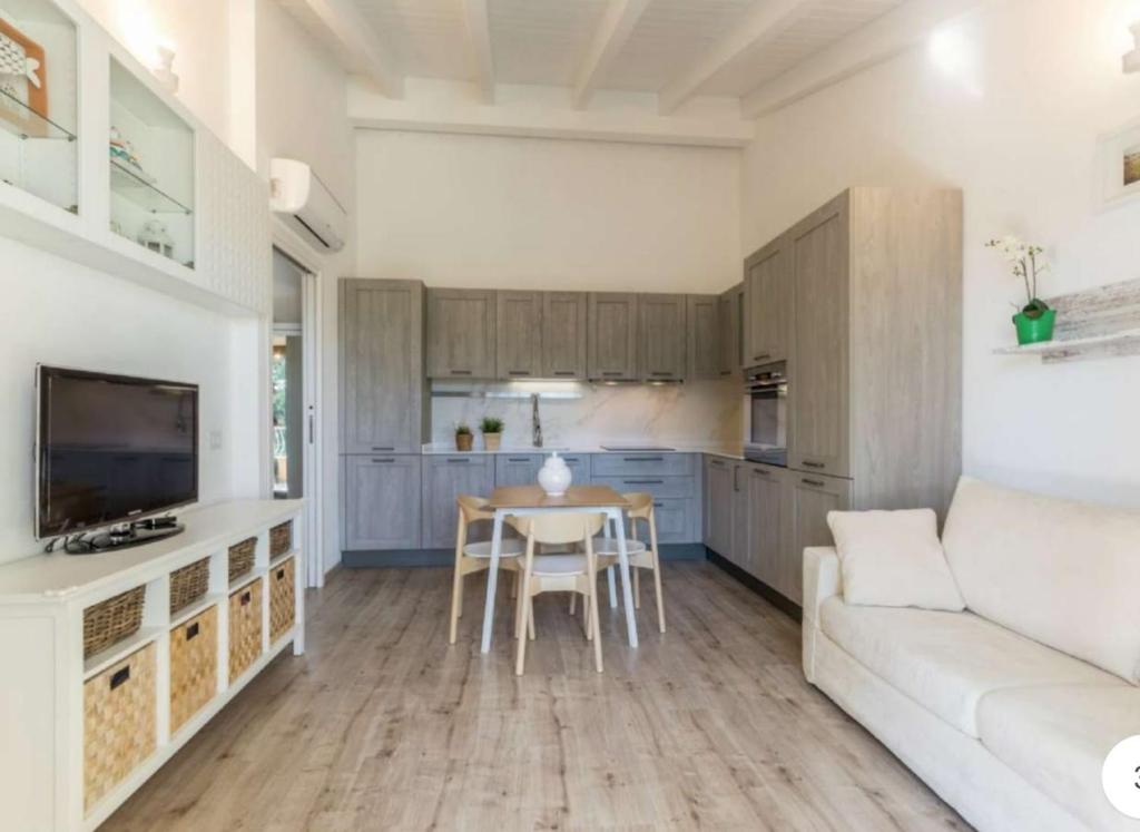 Modern*cozy*big_balcony*entire Apartment*selargius - Quartu Sant'Elena