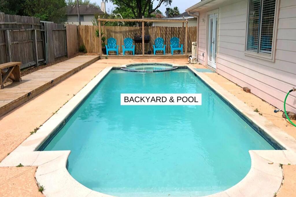 Pool House, 9 Beds In Tomball 30 Mins From Downtown - Lundar - Pinehurst, TX