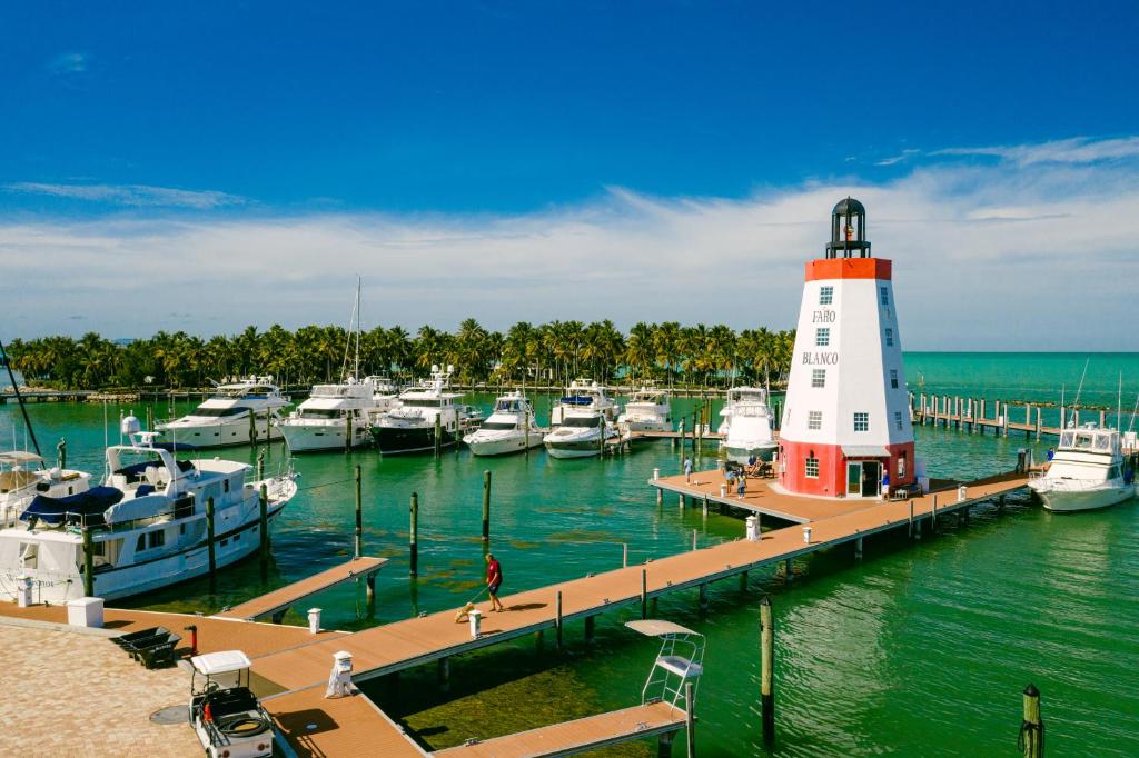 Faro Blanco Resort & Yacht Club - Bahia Honda State Park, Florida