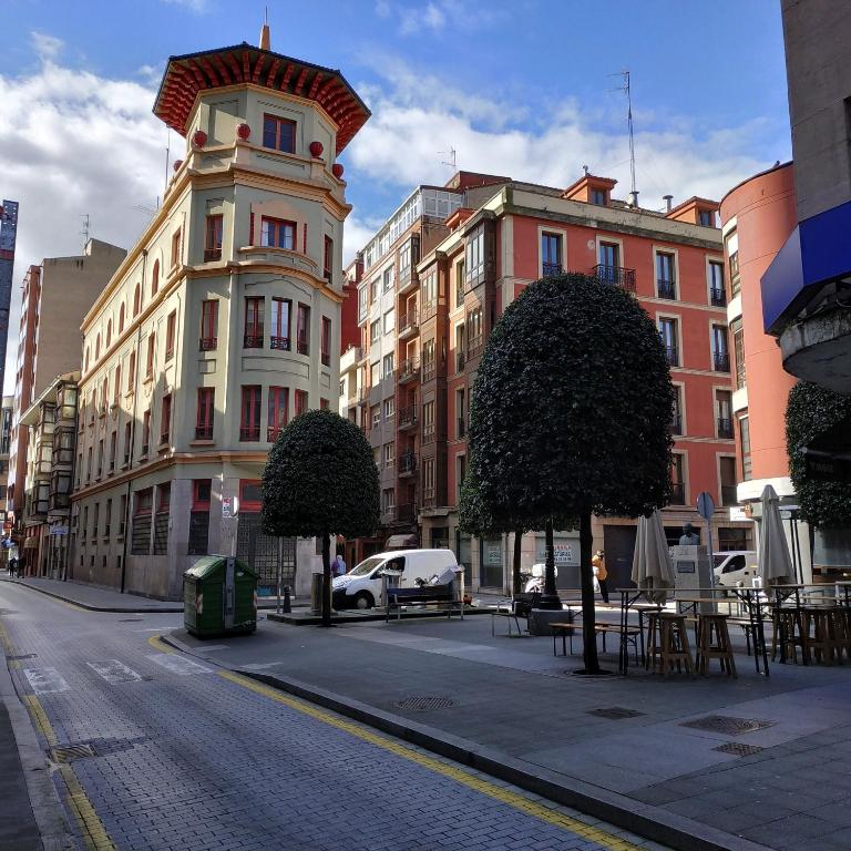 Hostel Goodhouse Gijón - Asturias, Spain