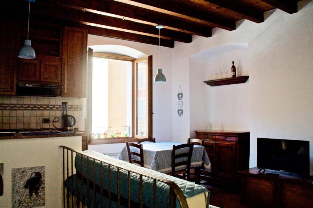 Ferienwohnung Bogliaco Für 1 - 4 Personen Mit 1 Schlafzimmer - Ferienwohnung In Ein- Oder Mehrfamili - San Zeno di Montagna