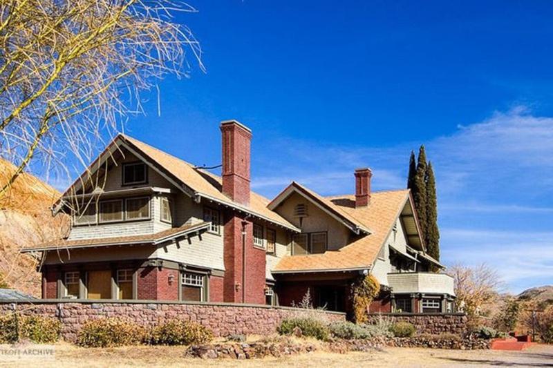 1906年に建てられたロックンロールをテーマにした客室 - アリゾナ州