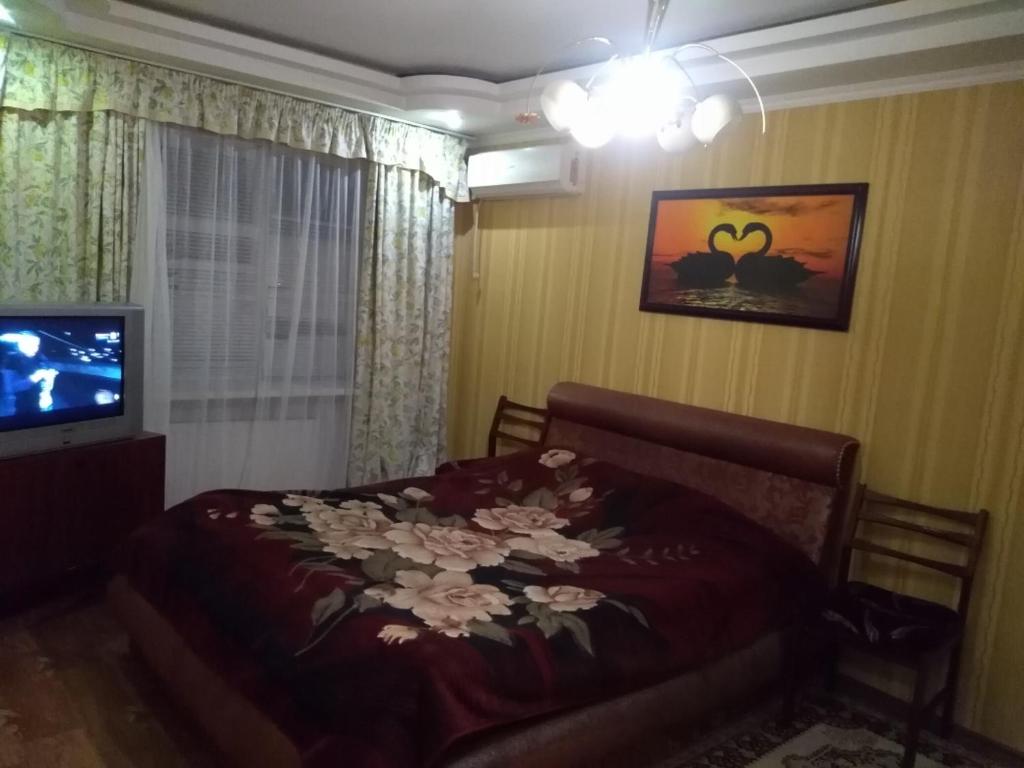 2 room Apartment on Illyushy Kulyka Street, near FABRIKA - Херсон