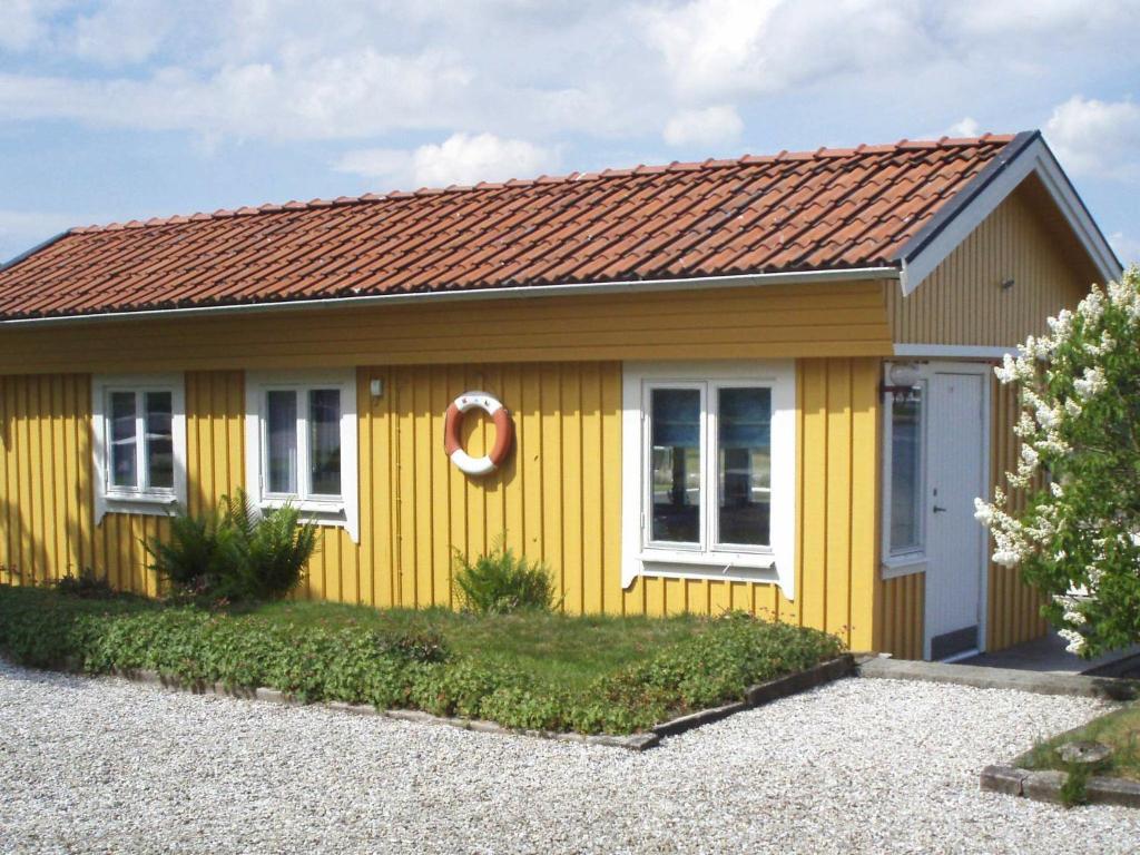 One-bedroom Holiday Home In Stenungsund - Stenungsund