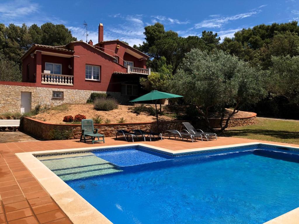 Villa With 3 Bedrooms In Girona, With Wonderful Mountain View, Private Pool, Enclosed Garden - 6 Km From The Beach - Tamariu