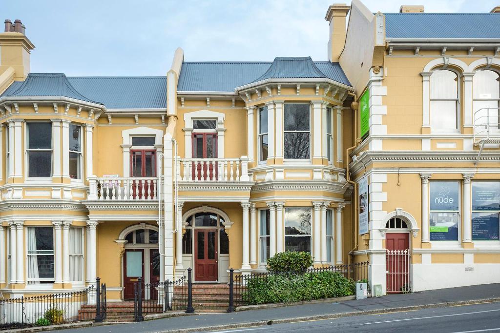 The Stuart Street Terraced House - Dunedin