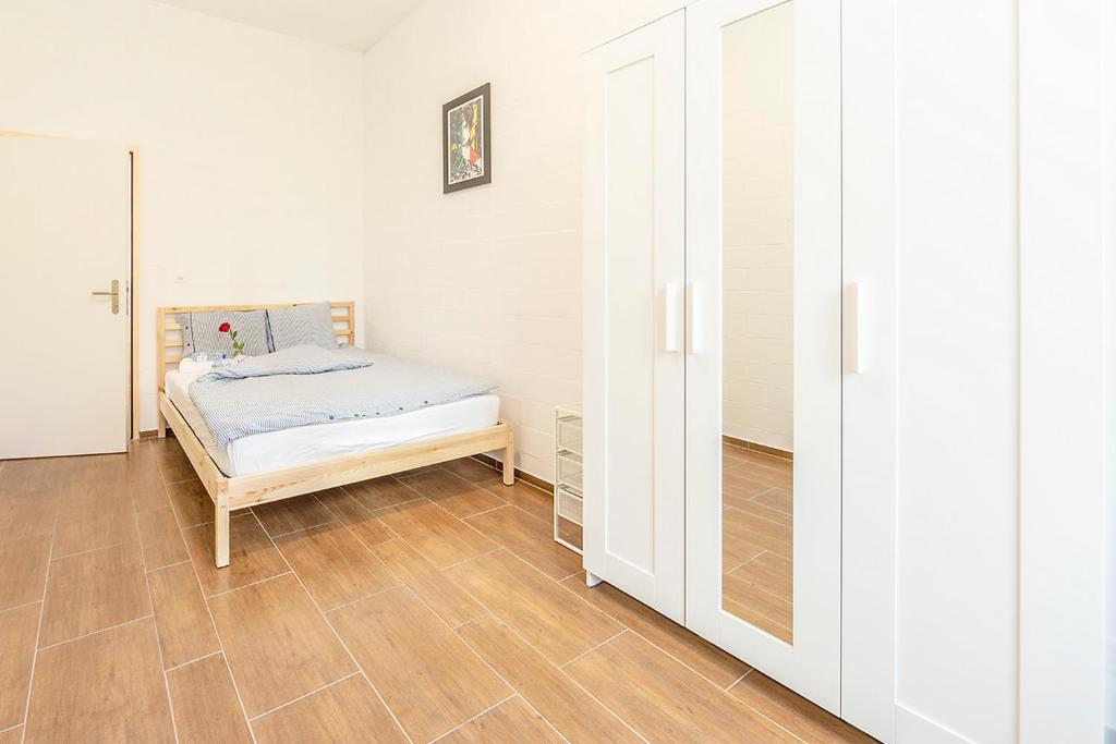 Simple Rooms - Yellow Inn - Saint-Gall