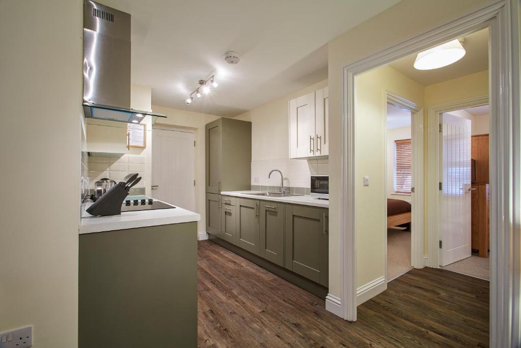 Viridian Apartments In Swindon Serviced Apartments - Swan Place - Gloucestershire