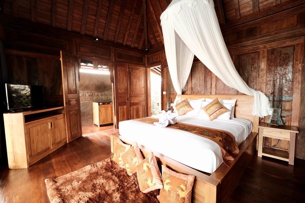 Wooden Villa With Private Pool In Ubud Center - Ubud