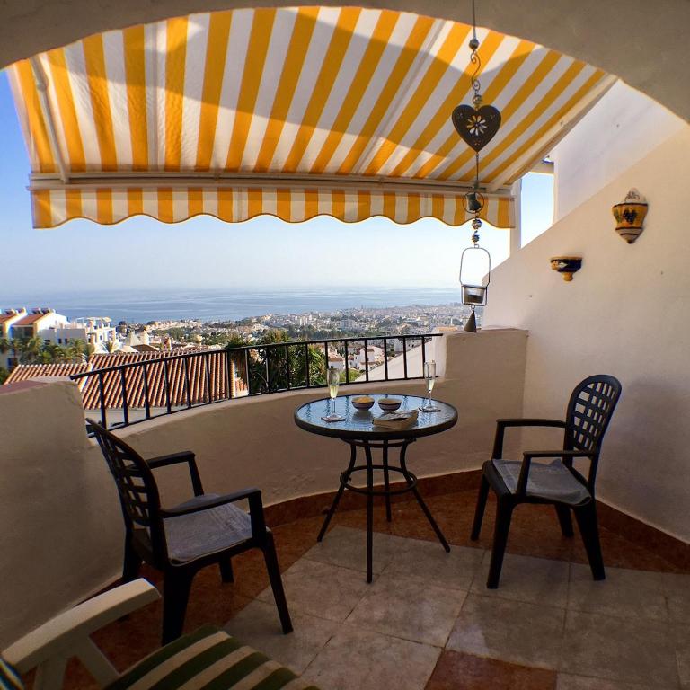 Apartment With Panoramic Views, San Juan De Capistrano, Nerja - Nerja