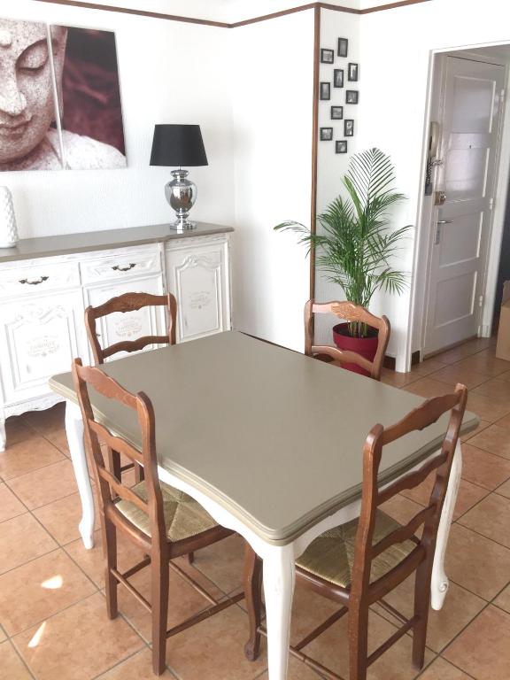 Apartment with 2 bedrooms in Perpignan with wonderful mountain view furnished balcony and WiFi 13 km from the beach - Rivesaltes