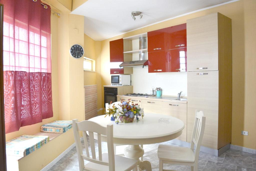 Apartment With 2 Bedrooms in Reggio Calabria - 2 km From the Beach - Реджо-Калабрия