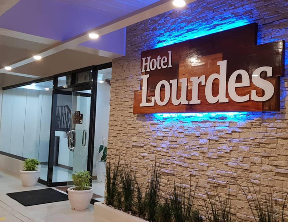 Hotel Lourdes - Laoag City