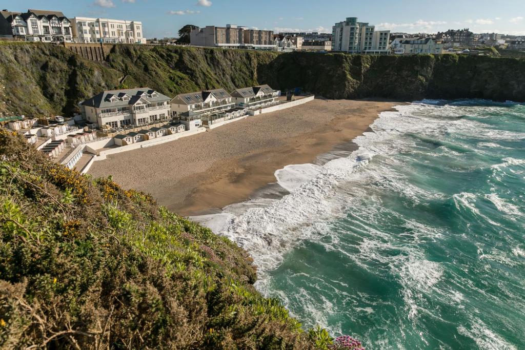 Tolcarne Beach Colonial Restaurant And Rooms - Newquay