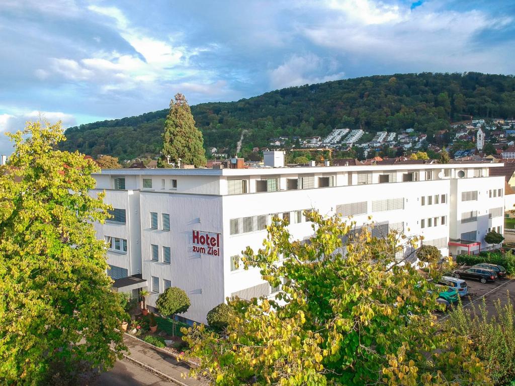 ZUM ZIEL Hotel & Restaurant Grenzach-Wyhlen bei Basel - Weil am Rhein