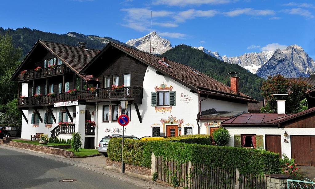 Bed and Breakfast Hotel Garni Trifthof - Garmisch-Partenkirchen