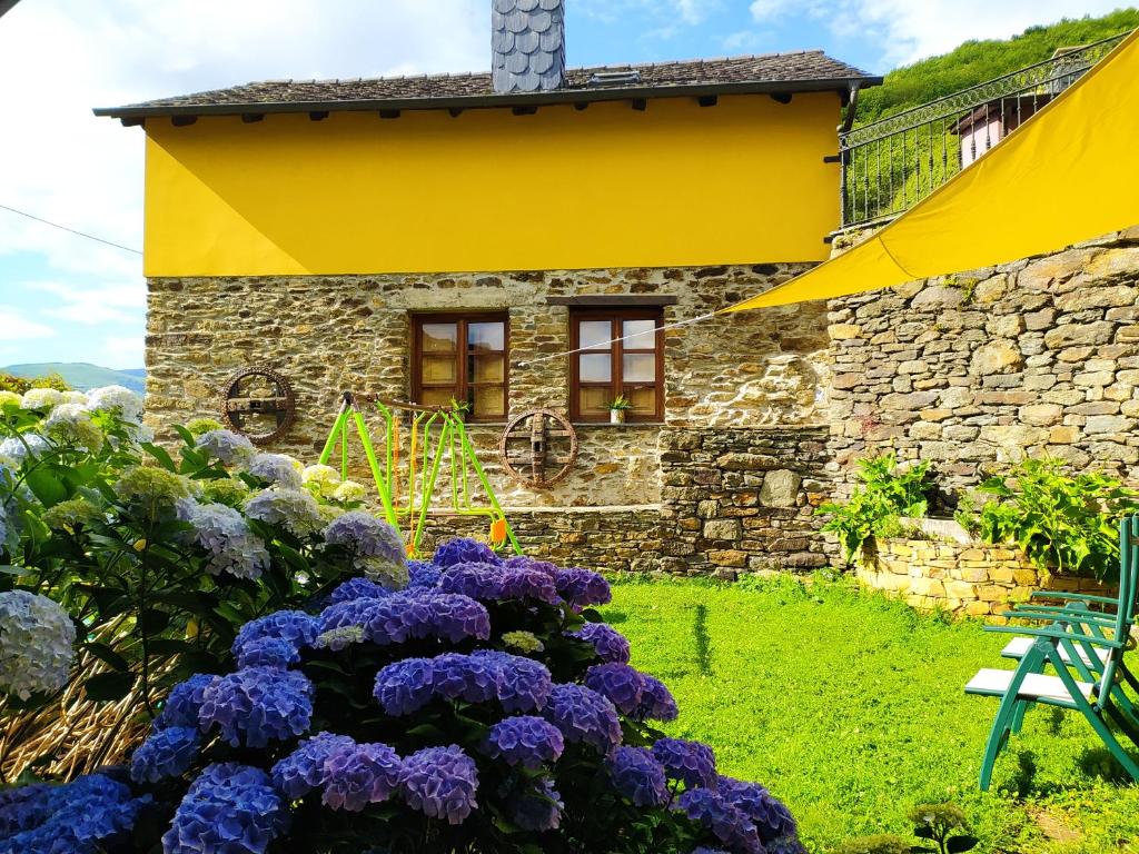 La Cabana´l Cachican - Asturias, Spain