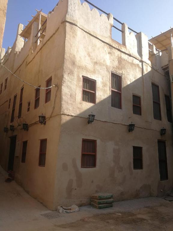 Al Hamra Old House - 阿曼