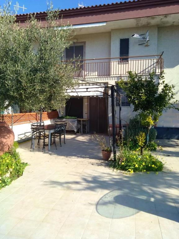 3 Bedrooms House At Marina Di Casal Velino 900 M Away From The Beach With Enclosed Garden - Pollica