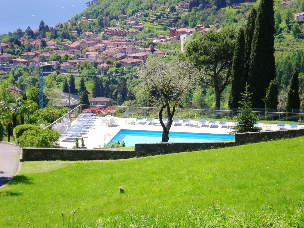 One Bedroom Appartement With Lake View Shared Pool And Enclosed Garden At Menaggio - Tremezzina