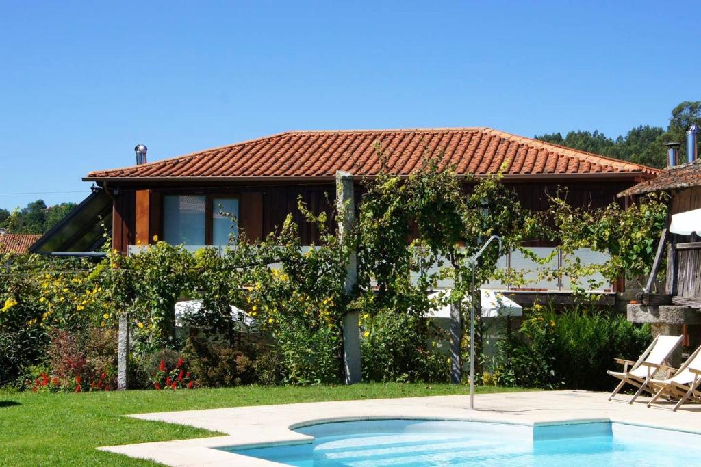 2 Bedrooms House With Shared Pool Enclosed Garden And Wifi At Eira Vedra - Portugal