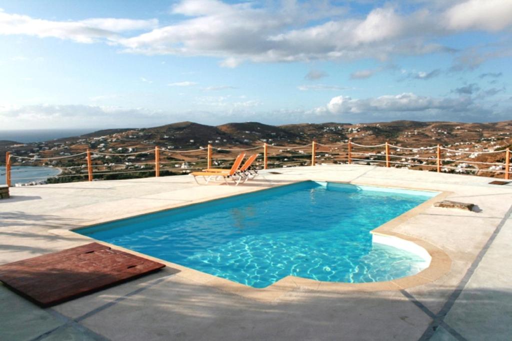 3 Bedrooms Villa With Sea View Shared Pool And Wifi At Paros 1 Km Away From The Beach - パロス島