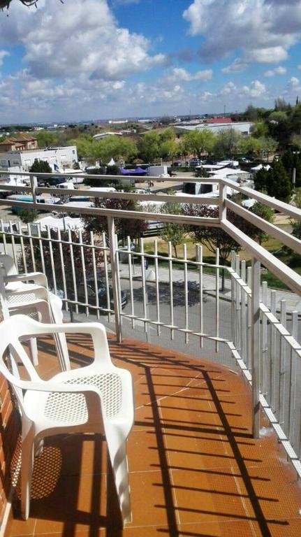 Apartment with 3 bedrooms in Navalcarnero with furnished garden and WiFi 5 km from the slopes - Valmojado