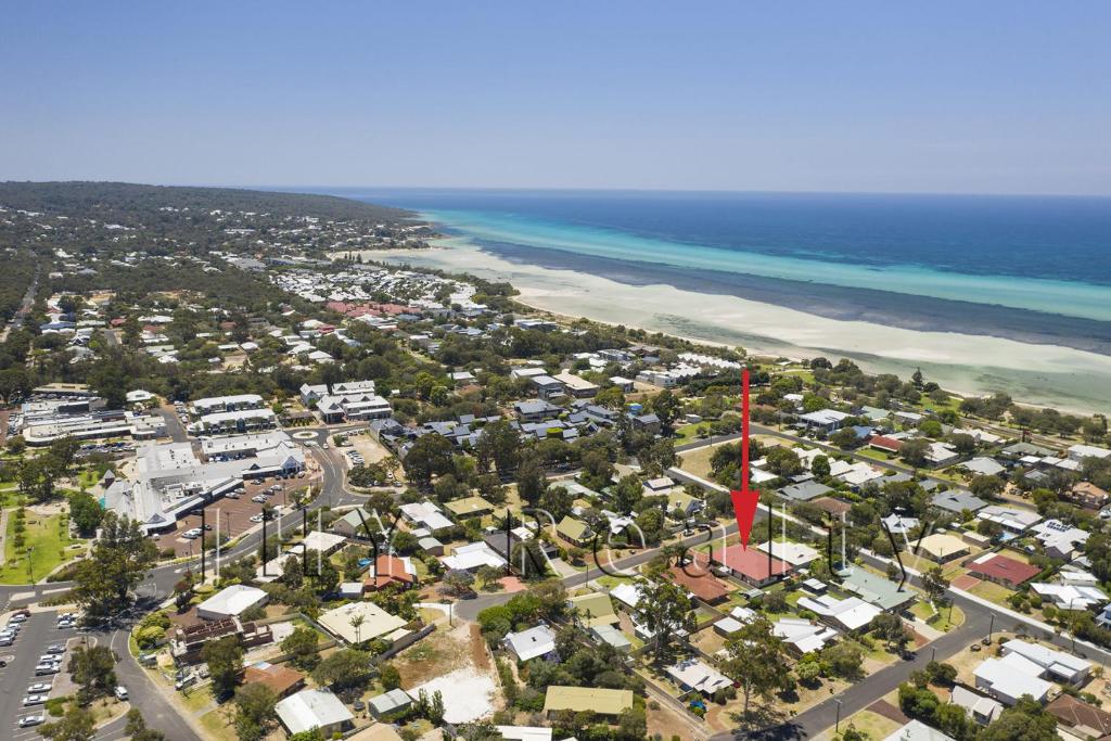 A Superbly Central, Elegant Yet Casual Holiday Escape - Dunsborough
