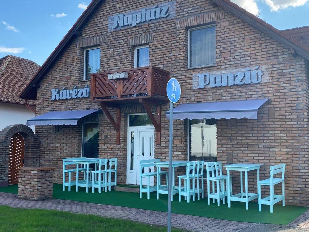 Napház Panzió - Hungary