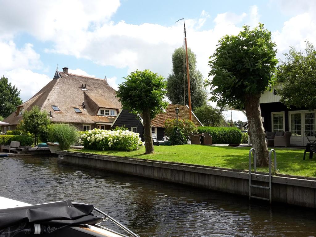 D'oude Herbergh, Vakantiehuizen Aan Het Water - Niederlande
