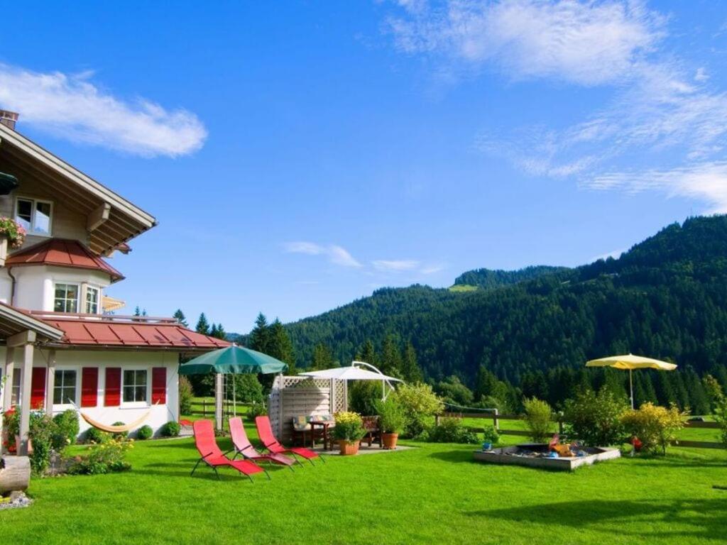 Tranquil Holiday Home With Large Garden - Balderschwang