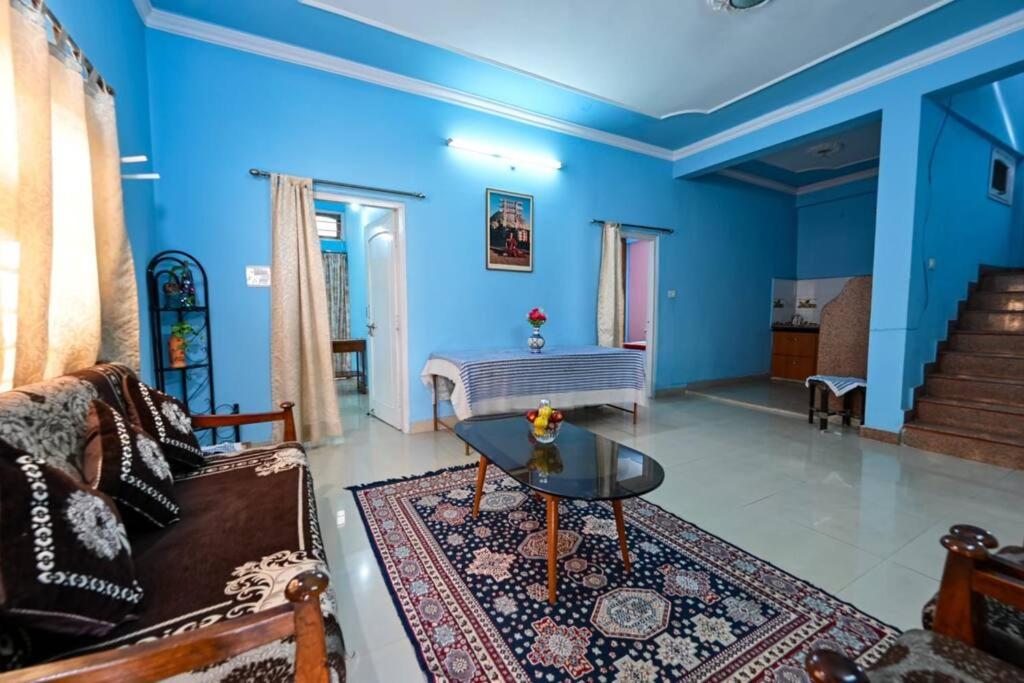 Entirel Villa In Chunbhatti Near Bansal Hospital - 보팔