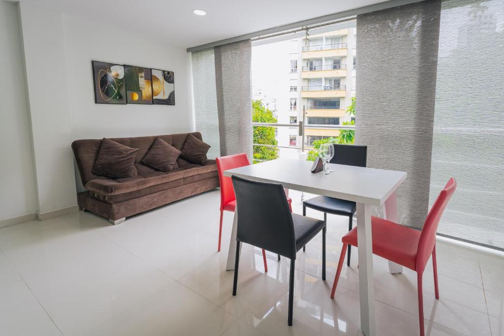 Apartamento De Una Habitación En Pinares- Red 5 - Pereira