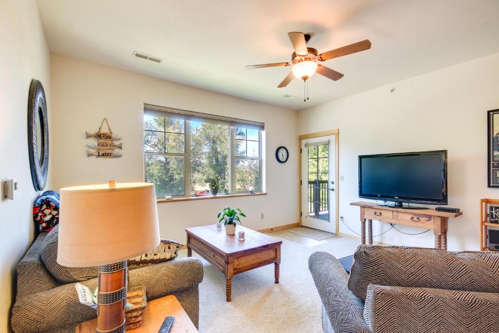 Cozy Livingston Condo With Balcony And Mtn View! - Livingston, MT