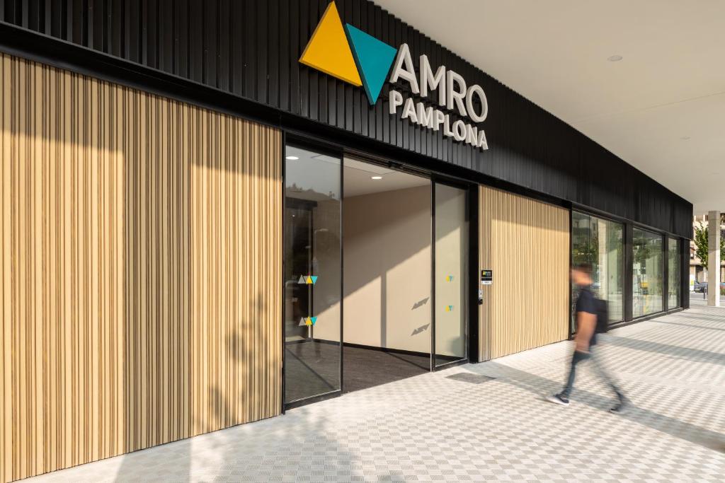 Amro Pamplona Residencia De Estudiantes - 팜플로나