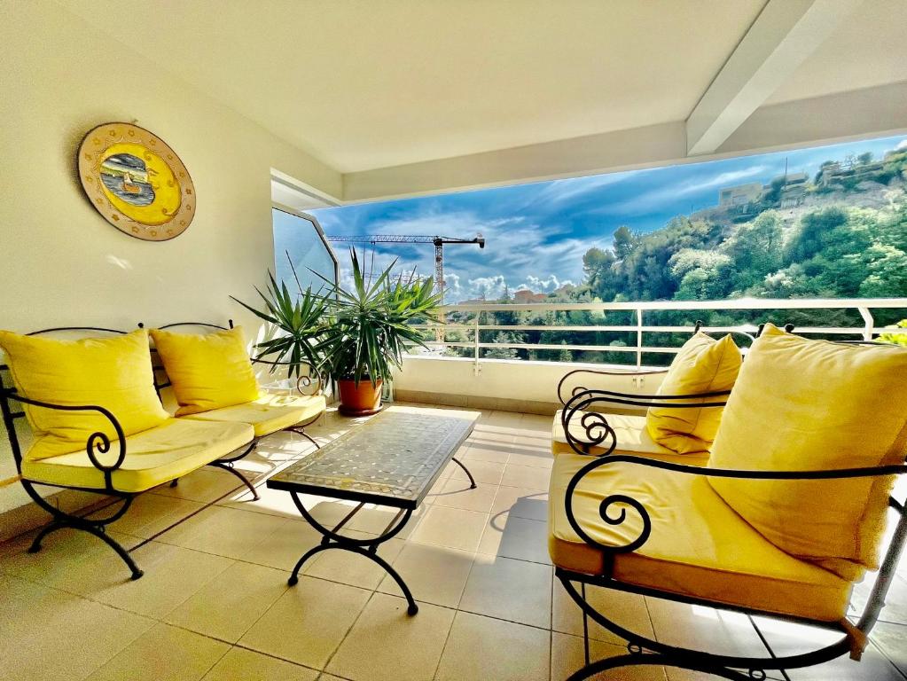 2 Rooms In Luxury Residence Bordering Monaco - Monte-Carlo