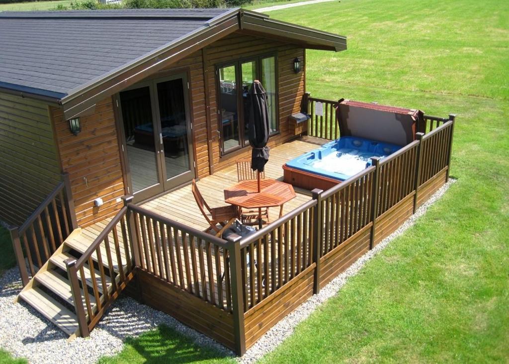 Wighill Manor Lodges - North Yorkshire