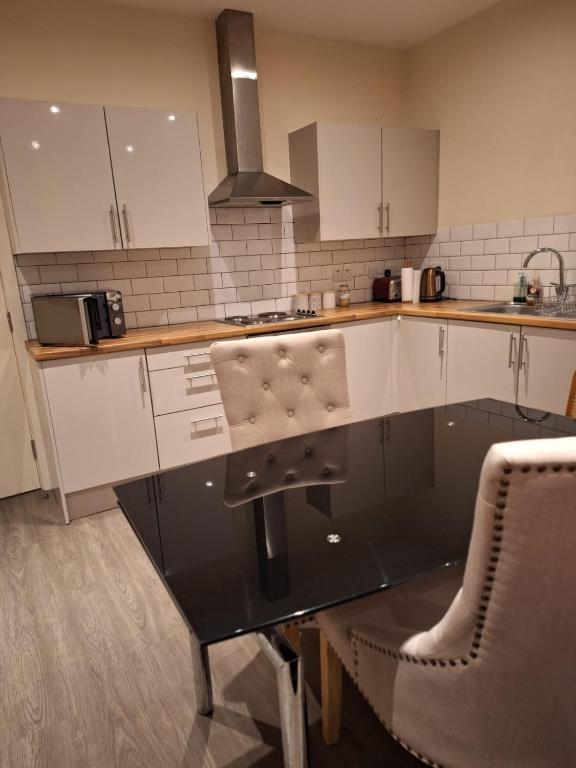 Fabulous Home From Home - Central Long Eaton - Lovely Short-stay Apartment - High Speed Fibre Optic Broadband Internet - High Speed Streaming Possible Suitable For Working From Home And Students Very Spacious Free Parking Nearby - Aeropuerto de East Midlands (EMA)