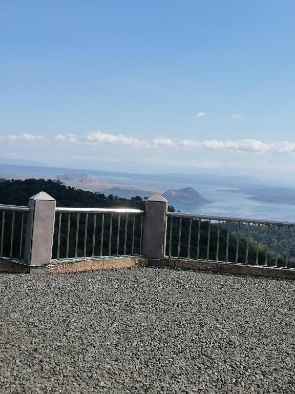 Sang Yoo Mountain View Tagaytay Hotel- Over Looking Of Taal Volcano - 塔蓋泰