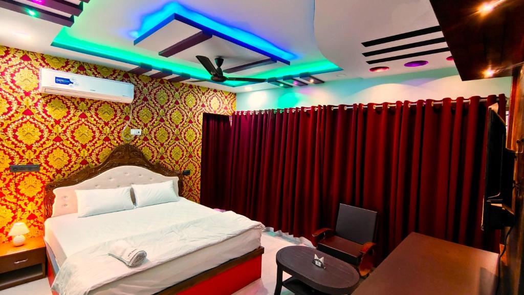 Hotel Dwarika - Chandrapur