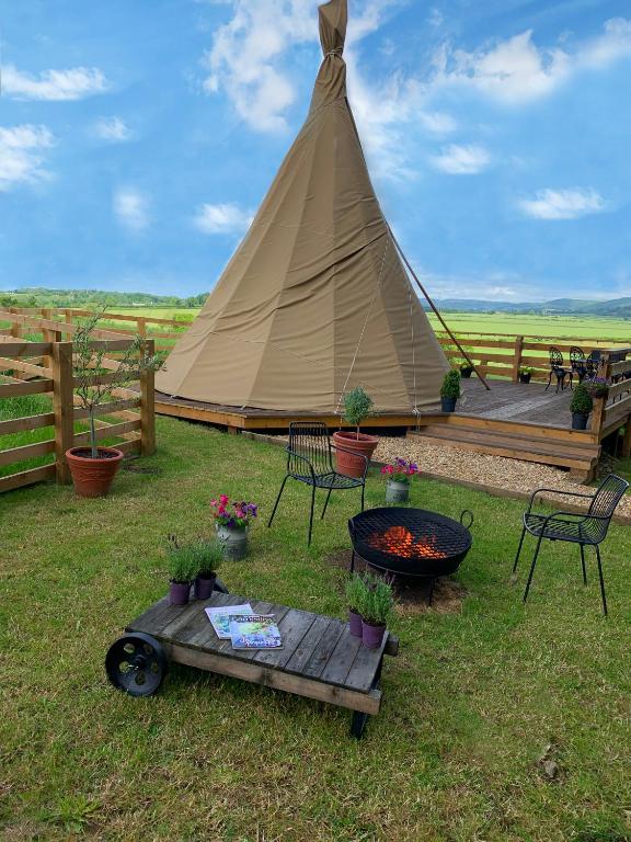 Burtree Country House And Retreats Tipi - Yorkshire
