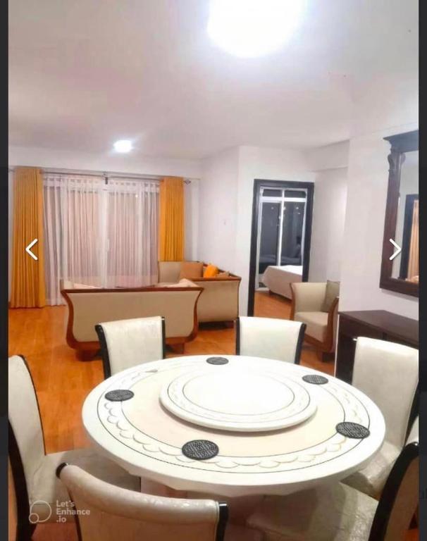 Nuwara Eliya Escape Panoramic Apartment With Swimming Pool - 누와라 엘리야
