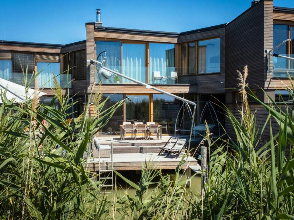 Holiday Home Relax Lodge Am See By Interhome - Gols