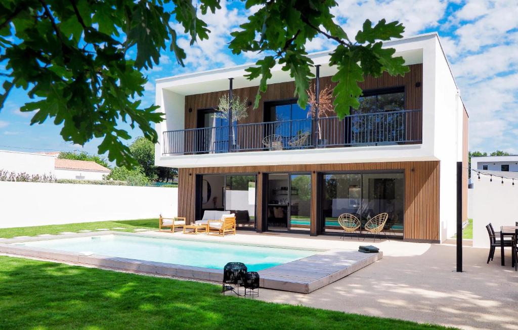 Beautiful Villa Close To The Seaside - Jard-sur-Mer