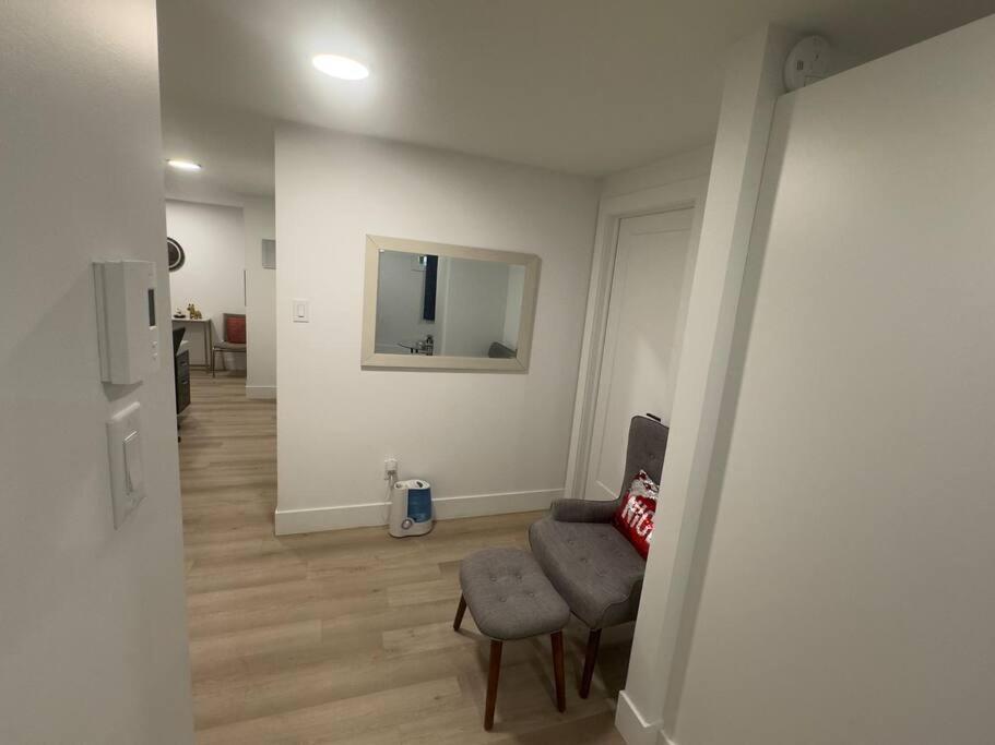 Cozy Apartment Close To Airport - Moncton