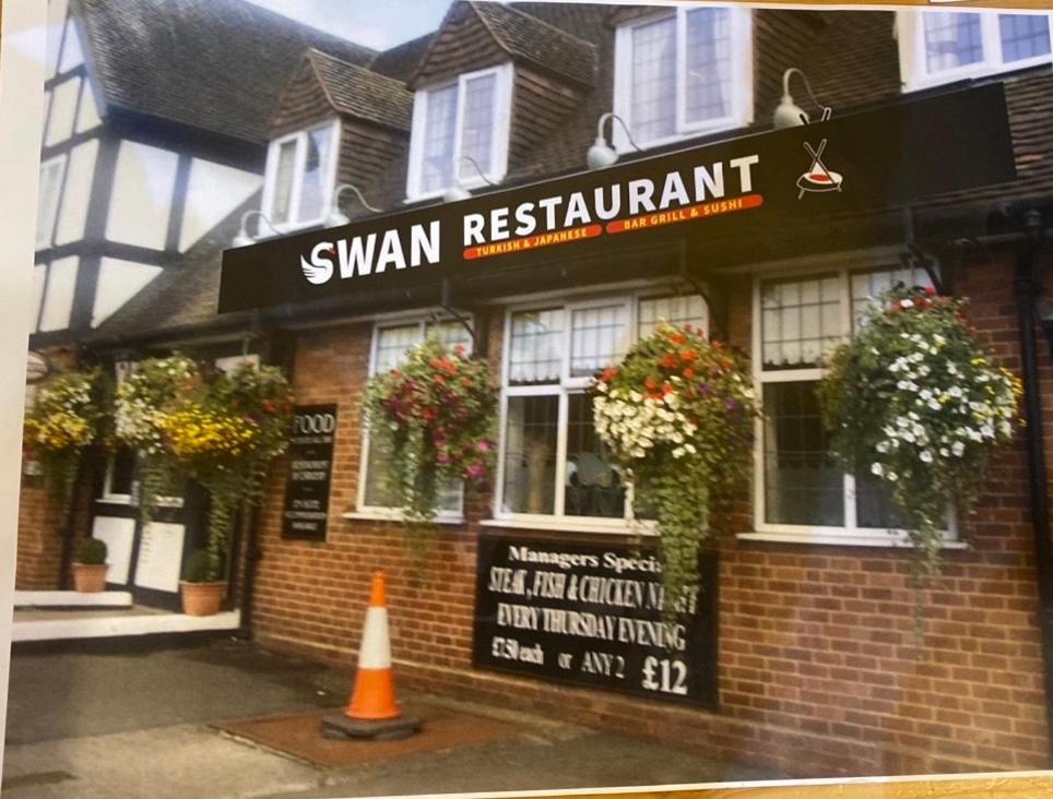 Swan Hotel Resturant Bar And Grill - Telford