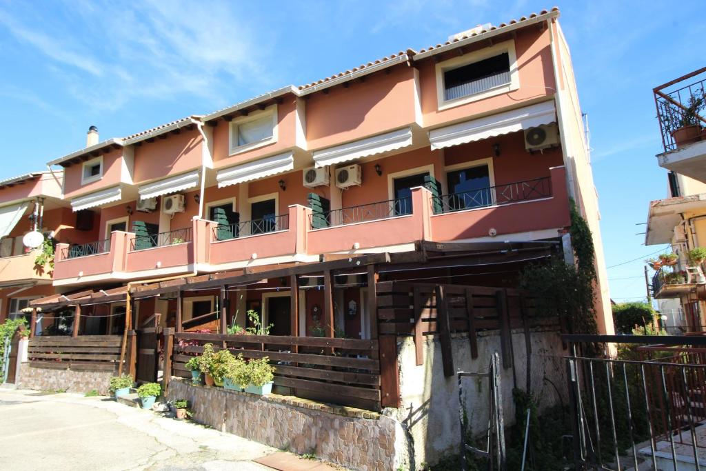 Panos Apartments - Korfu
