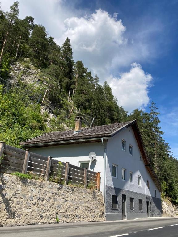Familienfreundliches Haus Mit Eingezäuntem Garten - Zugspitze
