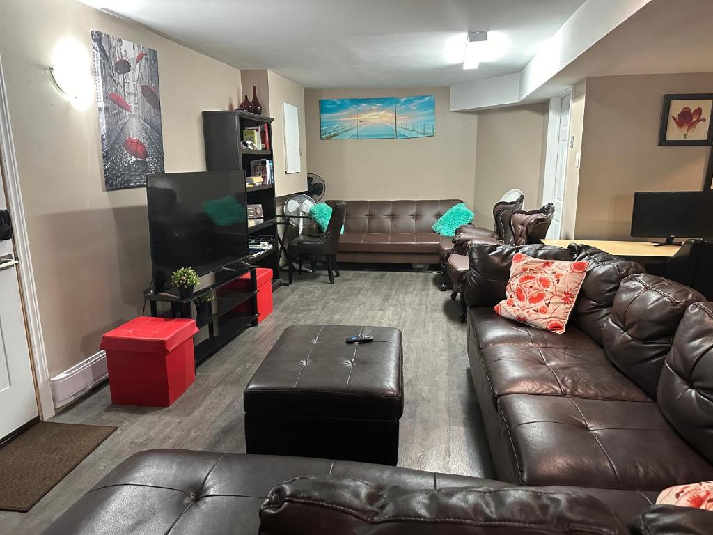 Serenity & Cozy Basement Apartment With Separate Entrance - Gatineau