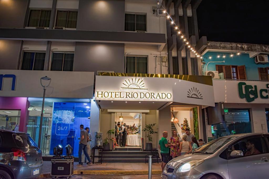Hotel Rio Dorado - ポサダス